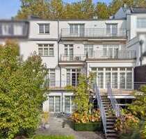 Haus zum Kaufen in Düsseldorf - Oberkassel 8.500.000,00 € 530 m²