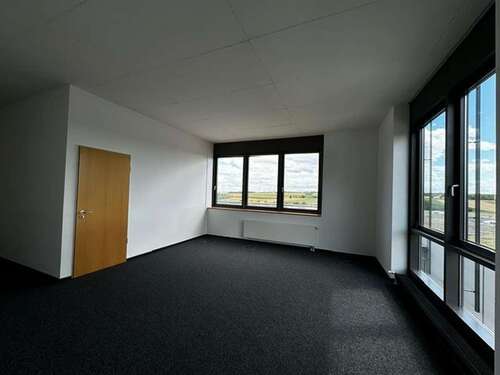 Foto - Büro in Mainz 550,00 € 44 m² - 550,00&nbsp;EUR Kaltmiete, ca.&nbsp; 44,00&nbsp;m&sup2;