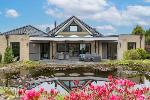 Foto - Haus zum Kaufen in Emmerich am Rhein 950.000,00 € 204 m²