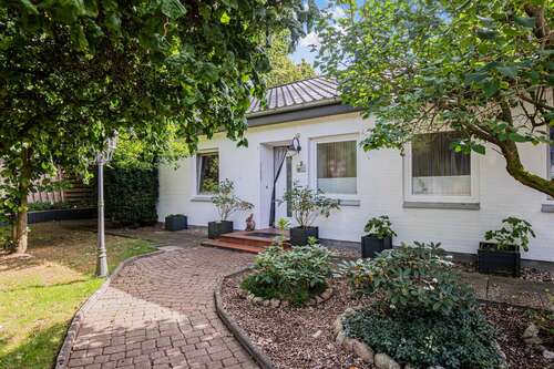 Foto - Haus zum Kaufen in Owschlag 349.000,00 € 182 m²