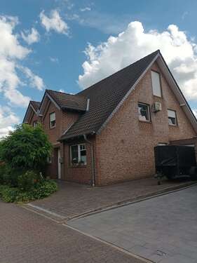 Foto - Haus zum Mieten in Bedburg-Hau 1.100,00 € 120 m²