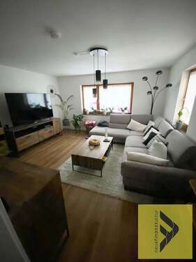 Foto - Wohnung zum Mieten in Hülben 900,00 € 75 m²