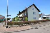 Haus zum Kaufen in Renchen 650.000,00 € 241.51 m²