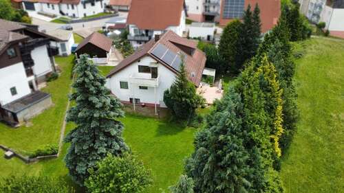 Foto - Haus zum Kaufen in Dobel 499.000,00 € 270 m²