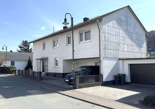 Foto - Haus zum Kaufen in Bad Endbach Hartenrod 199.000,00 € 210 m²