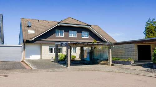 Foto - Haus zum Kaufen in Bedburg 699.000,00 € 341 m²