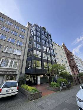 Foto - Büro in Köln 600,00 € 33 m² - 600,00&nbsp;EUR Kaltmiete, ca.&nbsp; 33,00&nbsp;m&sup2;
