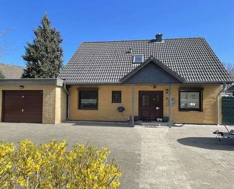 Foto - Haus zum Kaufen in Hartenholm 339.000,00 € 59.89 m²
