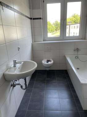 Foto - Wohnung zum Mieten in Magdeburg 497,52 € 82.92 m²