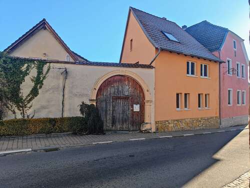 Foto - Haus zum Kaufen in Wachenheim 299.000,00 € 120 m²
