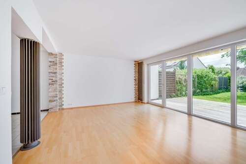 Foto - Haus zum Kaufen in Gröbenzell 899.000,00 € 147.5 m²
