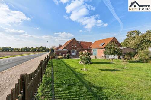 Foto - Haus zum Kaufen in Rehburg-Loccum 479.000,00 € 350 m²