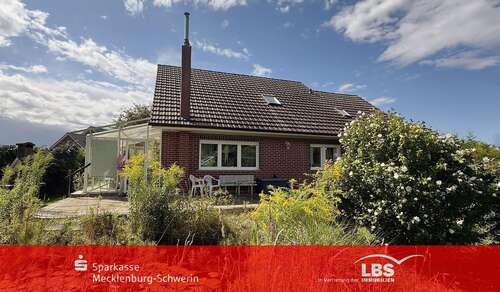 Foto - Haus zum Kaufen in Stolpe 330.000,00 € 142.3 m²