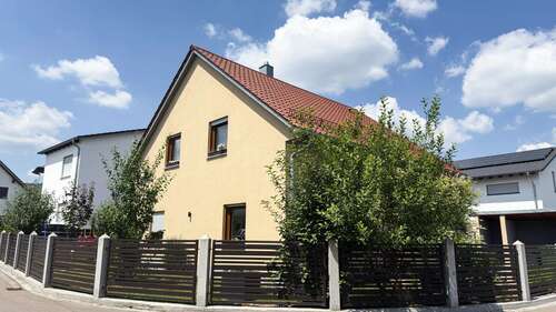 Foto - Haus zum Kaufen in Teublitz 540.000,00 € 134.59 m²