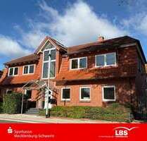 Haus zum Kaufen in Schwerin 475.000,00 € 355.4 m²