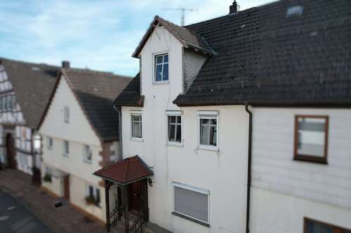 Foto - Haus zum Kaufen in Bad Karlshafen 167.000,00 € 135 m²