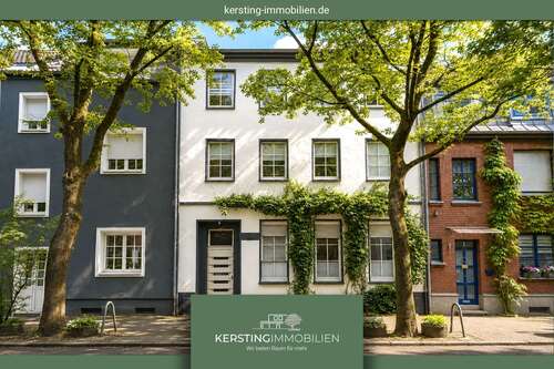 Foto - Haus zum Kaufen in Krefeld Bockum 498.000,00 € 241 m²