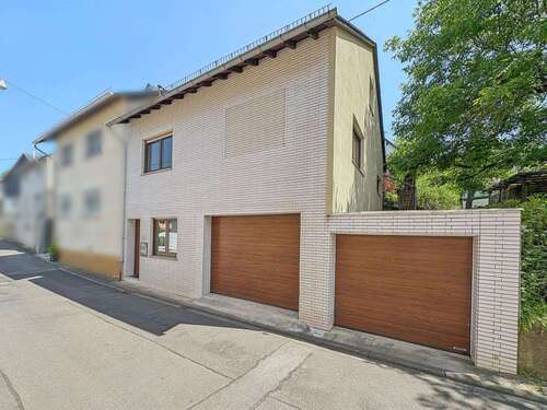 Foto - Haus zum Kaufen in Winden 219.000,00 € 126 m²