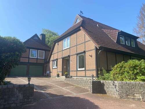 Foto - Haus zum Kaufen in Quickborn 1.495.000,00 € 440 m²