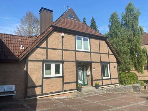 Foto - Haus zum Kaufen in Quickborn 1.295.000,00 € 320 m²