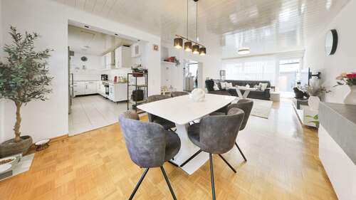 Foto - Haus zum Kaufen in Ludwigshafen 449.000,00 € 137 m²