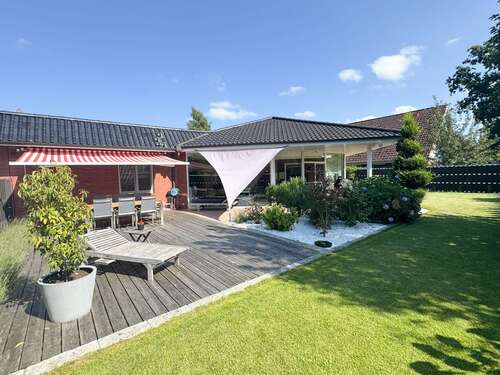 Foto - Haus zum Kaufen in Moorrege 799.000,00 € 182.57 m²