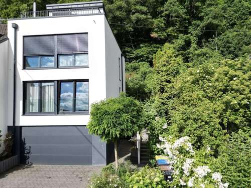Foto - Haus zum Kaufen in Brohl-Lützing 659.000,00 € 197 m²