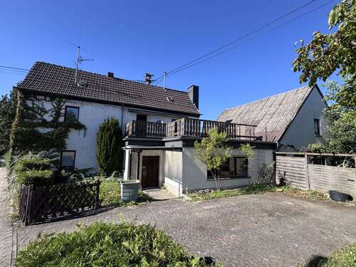 Foto - Haus zum Kaufen in Saffig 170.000,00 € 132 m²