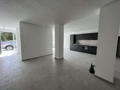 Foto - Wohnung zum Mieten in Weissach im Tal 900,00 € 118 m²
