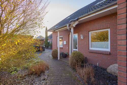 Foto - Haus zum Kaufen in Osterrönfeld 284.000,00 € 127.3 m²