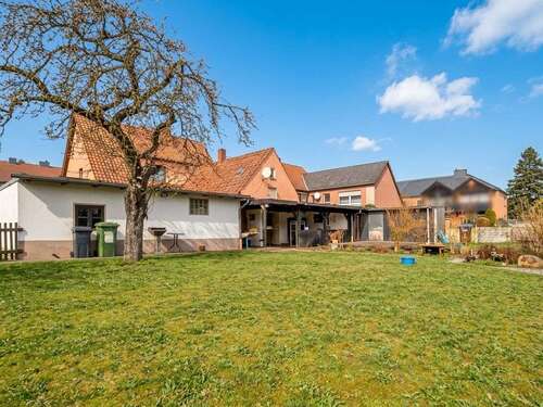 Foto - Haus zum Kaufen in Edemissen 249.000,00 € 192 m²