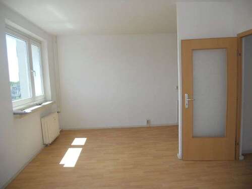 Foto - Wohnung zum Mieten in Dessau-Roßlau 479,00 € 71.46 m²