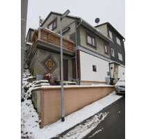 Haus zum Kaufen in Lauscha 10.000,00 € 94 m²