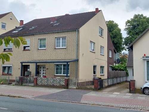 Foto - Haus zum Kaufen in Bremen Brockhuchting 390.000,00 € 275 m²