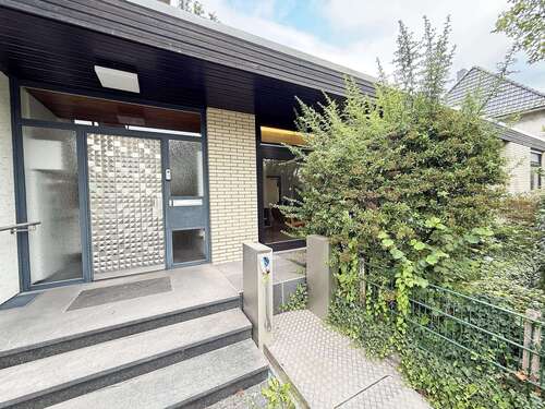 Foto - Haus zum Kaufen in Oldenburg 650.000,00 € 209 m²