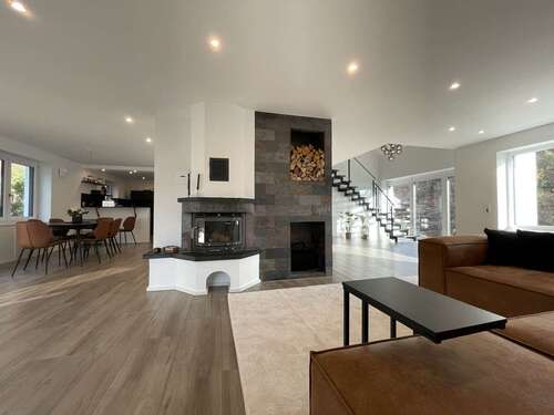 Foto - Haus zum Kaufen in Johannesberg Steinbach 1.200.000,00 € 275.64 m²