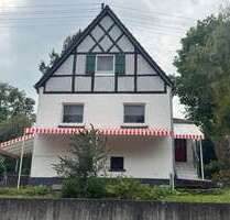 Haus zum Kaufen in Altenkirchen (Westerwald) 198.880,00 € 90 m²