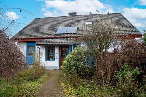 Foto - Haus zum Kaufen in Holzhausen 285.000,00 € 181 m²