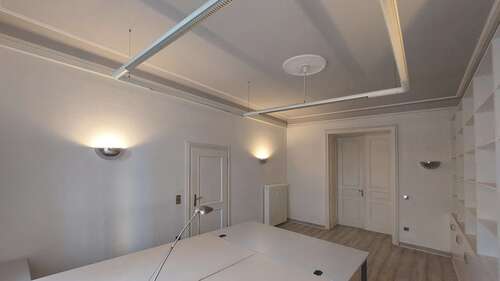 Foto - Büro in Köln 3.500,00 € 205 m² - 3.500,00&nbsp;EUR Kaltmiete, ca.&nbsp; 205,00&nbsp;m&sup2;