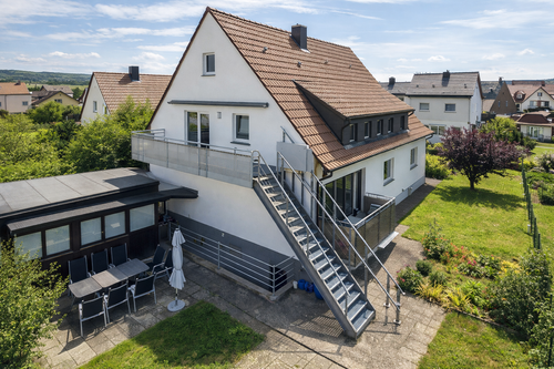 Foto - Haus zum Kaufen in Bempflingen 598.000,00 € 225 m²