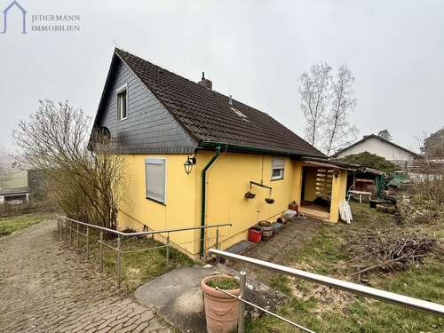 Foto - Haus zum Kaufen in Einbeck 149.000,00 € 142.75 m²