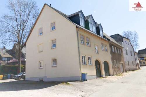 Foto - Wohnung zum Mieten in Schlettau 275,00 € 42 m²