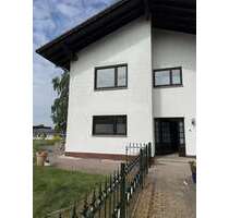Haus zum Mieten in Ransbach-Baumbach 2.250,00 € 255 m²