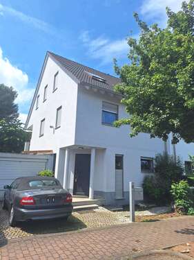Foto - Haus zum Kaufen in Heusenstamm 890.000,00 € 180 m²