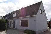 Haus zum Kaufen in Husum 169.000,00 € 94.25 m²