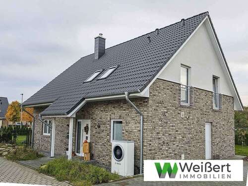 Foto - Haus zum Kaufen in Ahrensbök Barghorst 414.820,00 € 129 m²