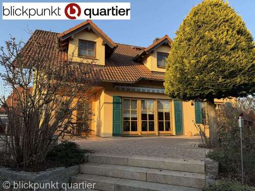 Foto - Haus zum Kaufen in Pettstadt 790.000,00 € 183 m²