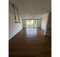 Haus zum Mieten in Frankfurt am Main 2.600,00 € 134 m²