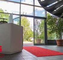 Halle in Augsburg 6.175,00 € 650 m²