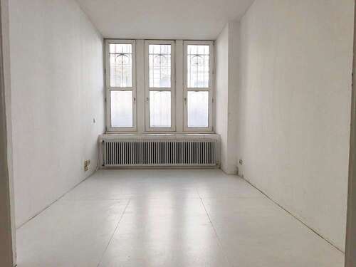 Foto - Büro in Aachen 375,00 € 63 m² - 375,00&nbsp;EUR Kaltmiete, ca.&nbsp; 63,00&nbsp;m&sup2;
